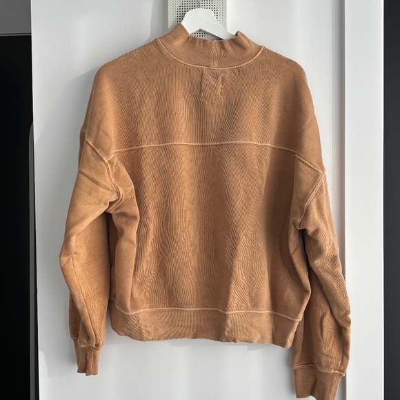 Beige/caramel sweatshirt - Picture 2 of 8